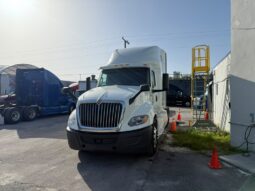 
										2022 International LT625  #A74 full									