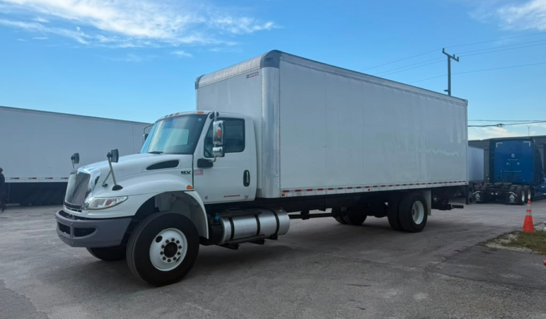 
								2019 International 4300  #A67 full									