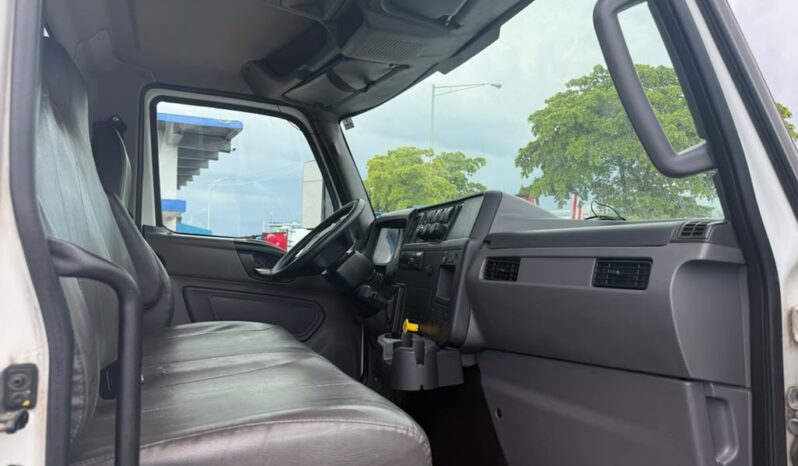 
								2019 International 4300  #A67 full									