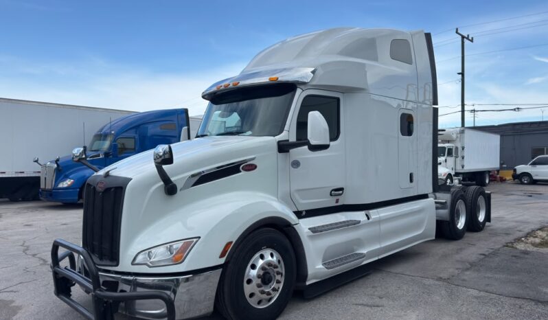 
								2022 Peterbilt 579  #A73 full									