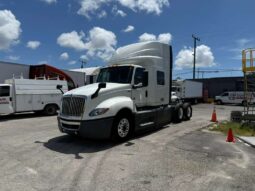 
										2022 International LT625  #A75 full									