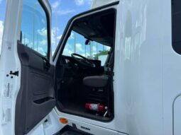 
										2022 International LT625  #A75 full									