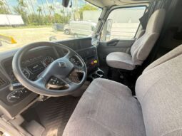 
										2022 International LT625  #A75 full									